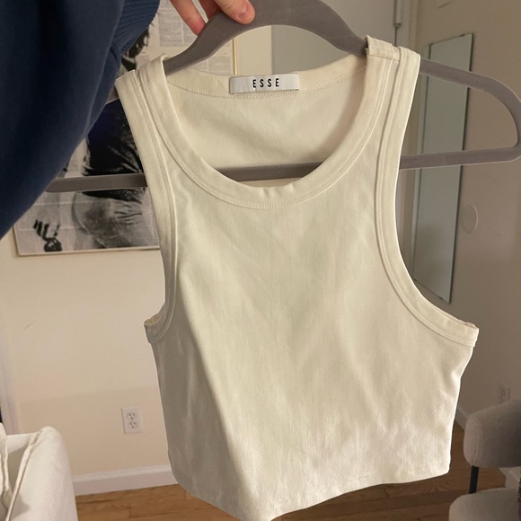 Esse tank - Picture 1 of 2